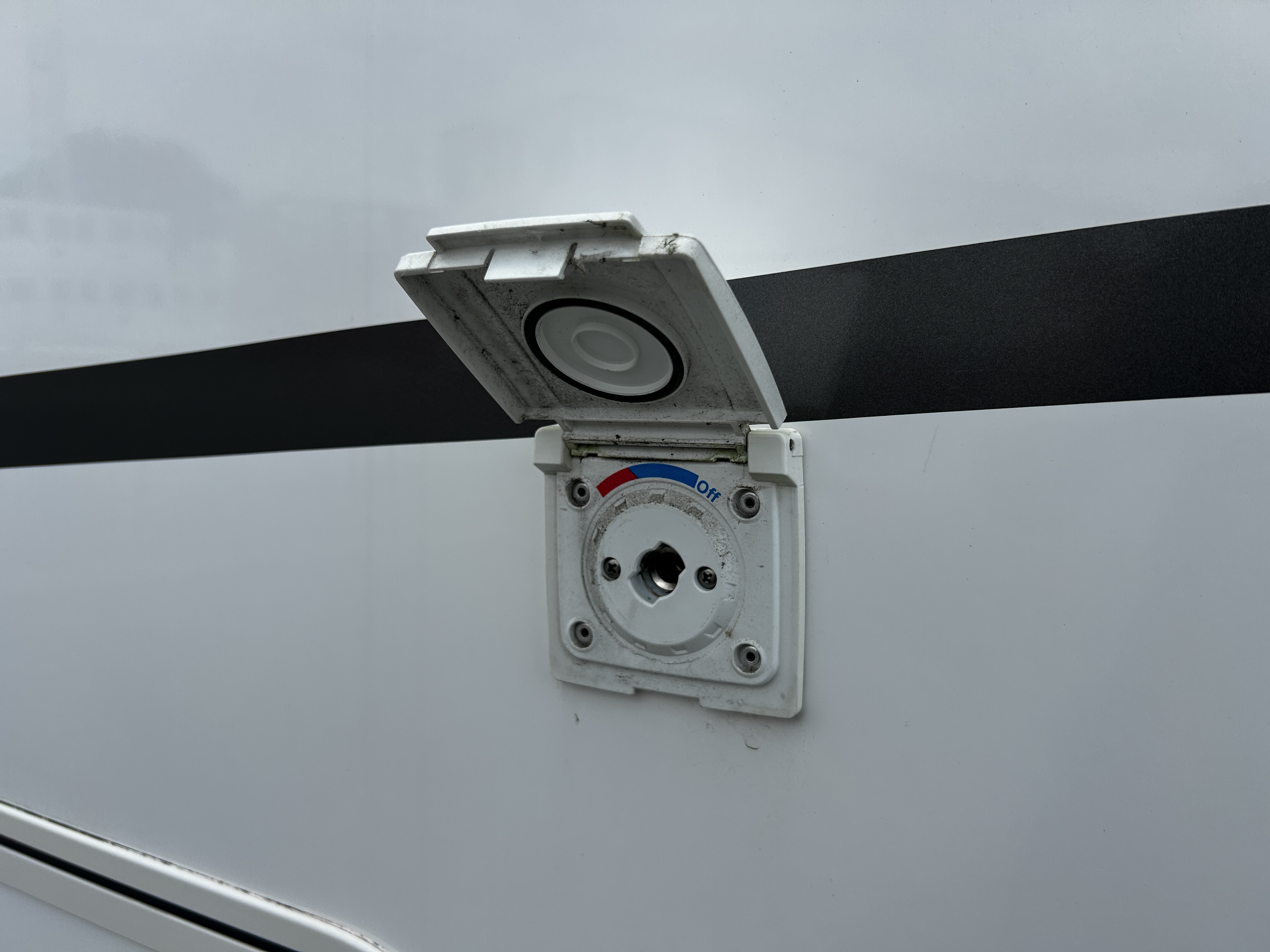 Thumbnail 57 - Eura Mobil Integra Line 695 LF Backofen Stützen Navi Kamera