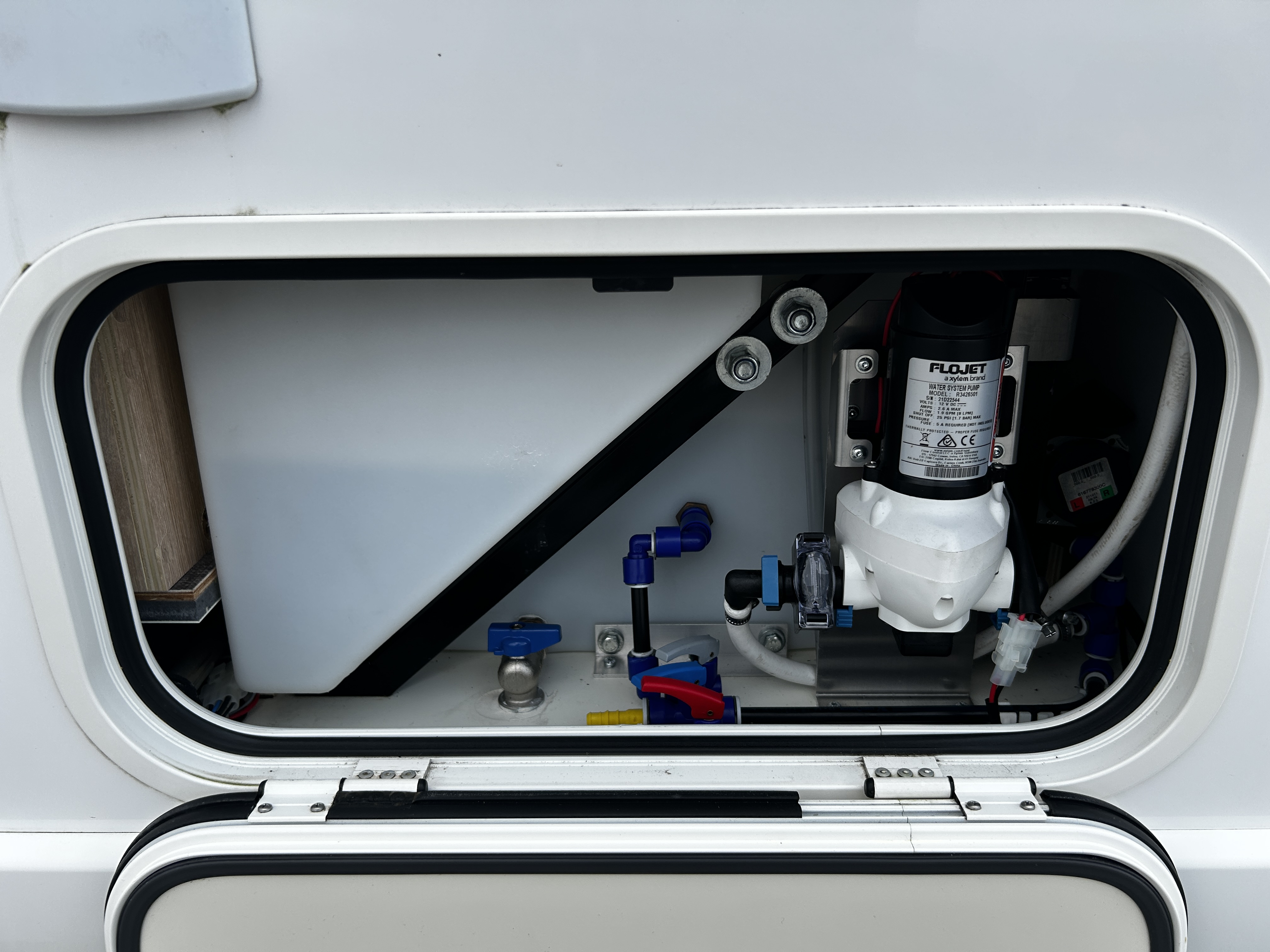Thumbnail 60 - Eura Mobil Integra Line 695 LF Backofen Stützen Navi Kamera
