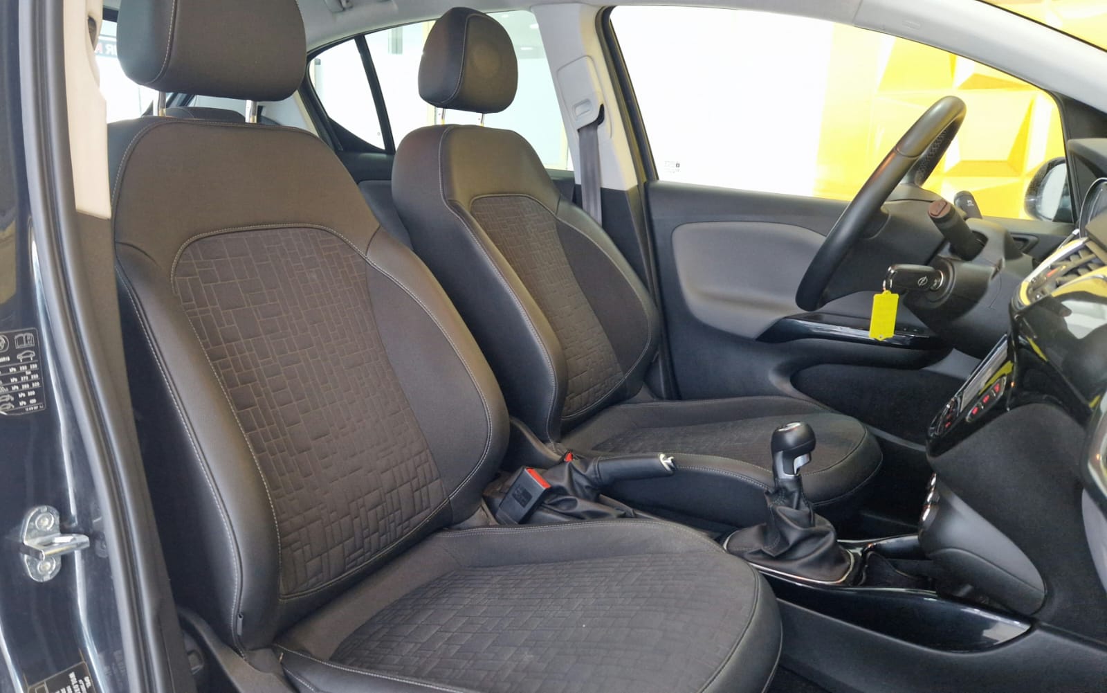 Daumennagel 22 - Opel Corsa E ACC ECOFLEX TOTWINKEL MULTIFUNKTIONSLENKRAD