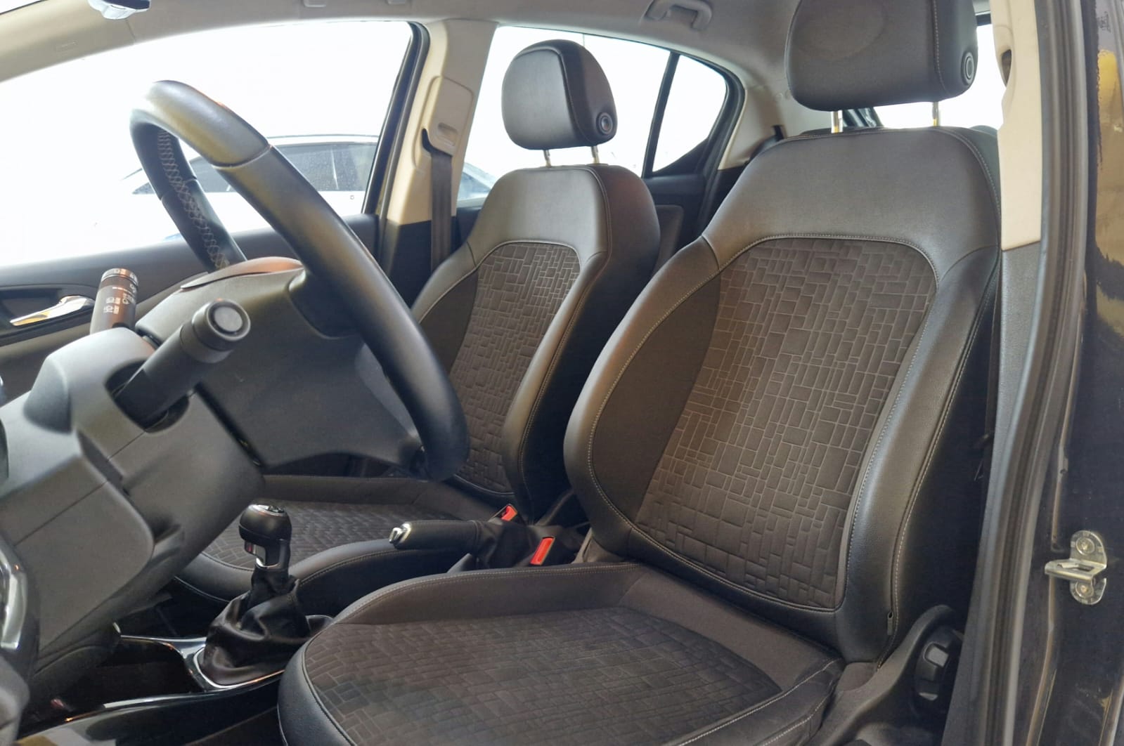 Daumennagel 19 - Opel Corsa E ACC ECOFLEX TOTWINKEL MULTIFUNKTIONSLENKRAD