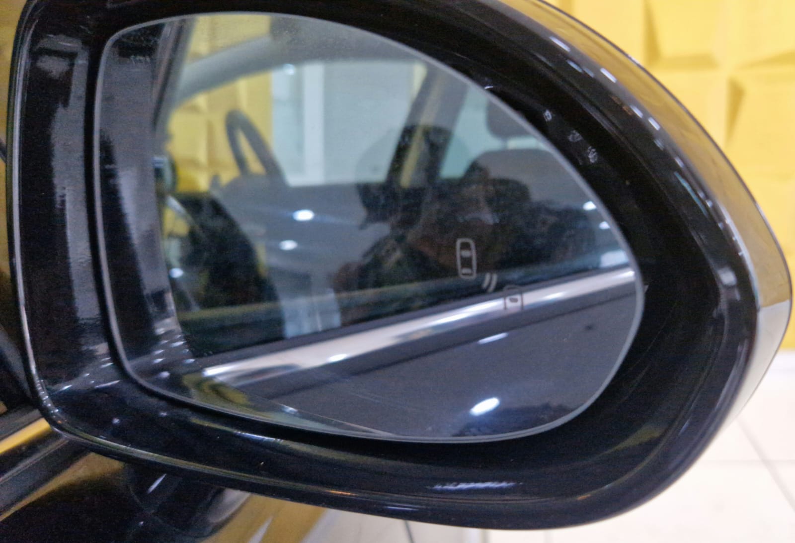 Daumennagel 25 - Opel Corsa E ACC ECOFLEX TOTWINKEL MULTIFUNKTIONSLENKRAD