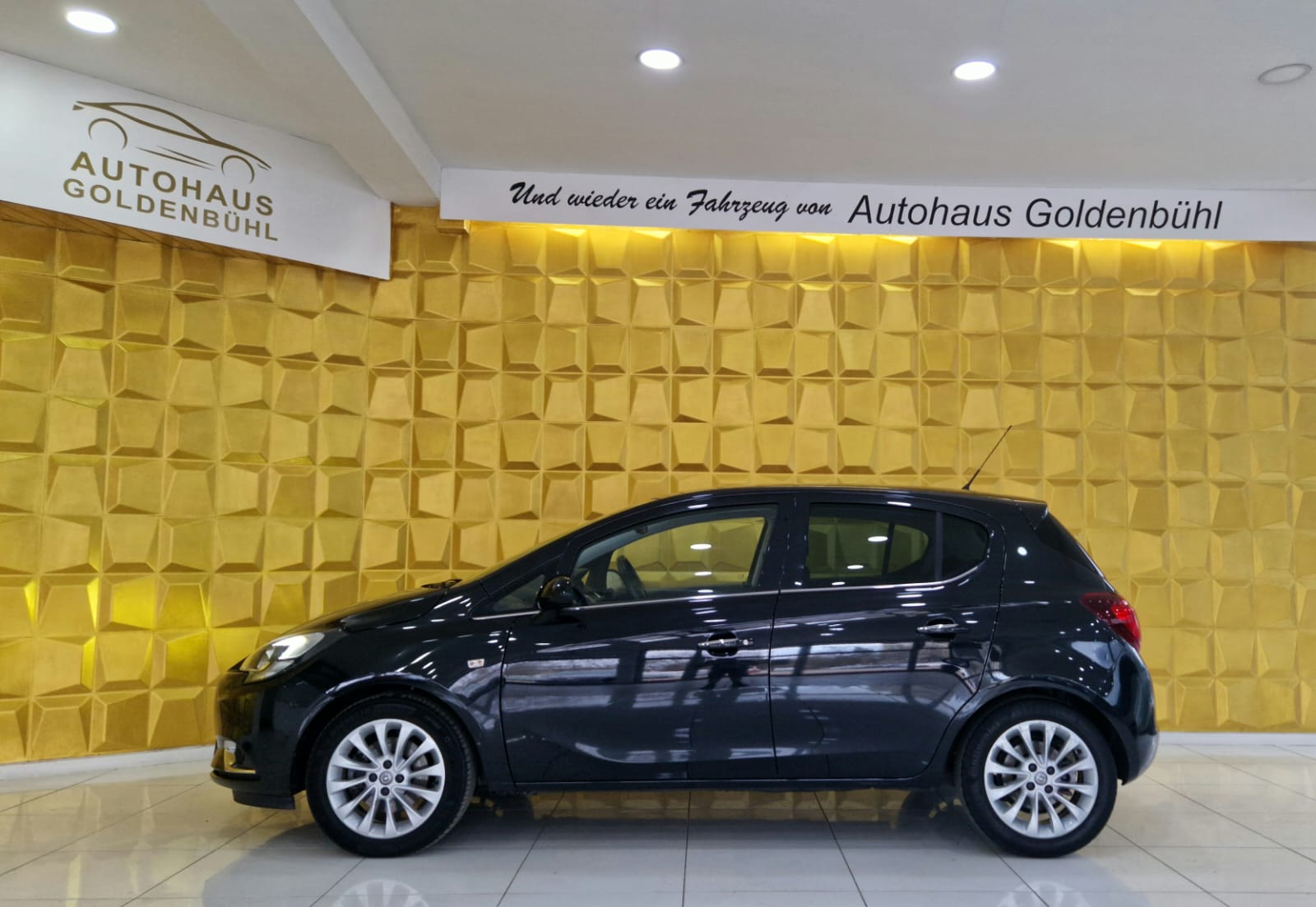Daumennagel 5 - Opel Corsa E ACC ECOFLEX TOTWINKEL MULTIFUNKTIONSLENKRAD