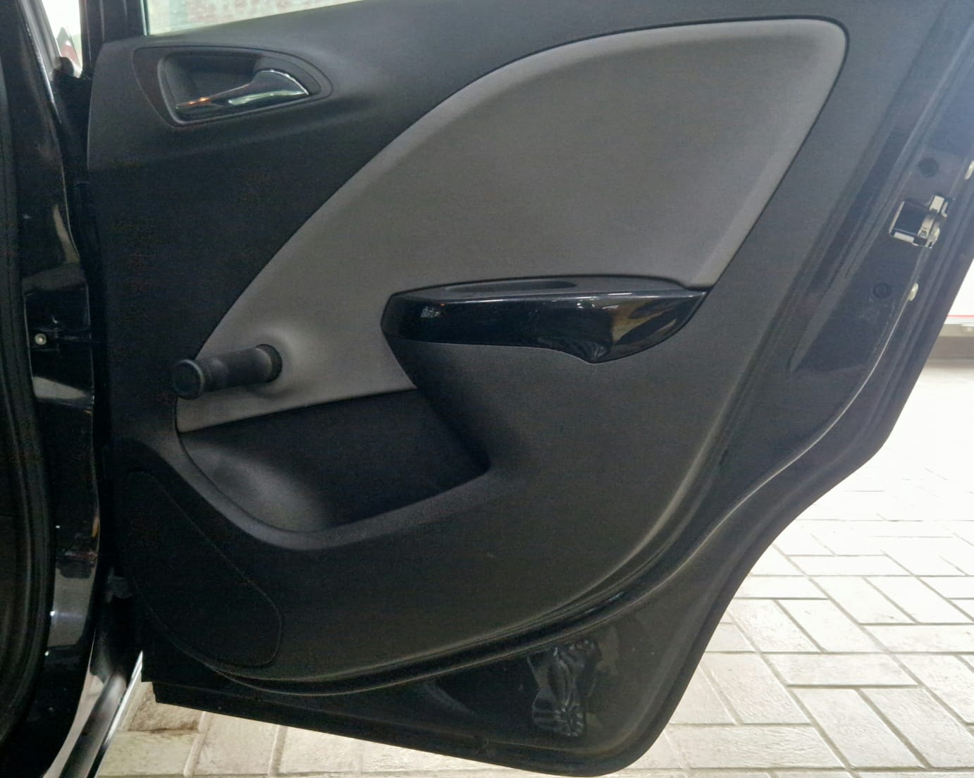 Daumennagel 14 - Opel Corsa E ACC ECOFLEX TOTWINKEL MULTIFUNKTIONSLENKRAD