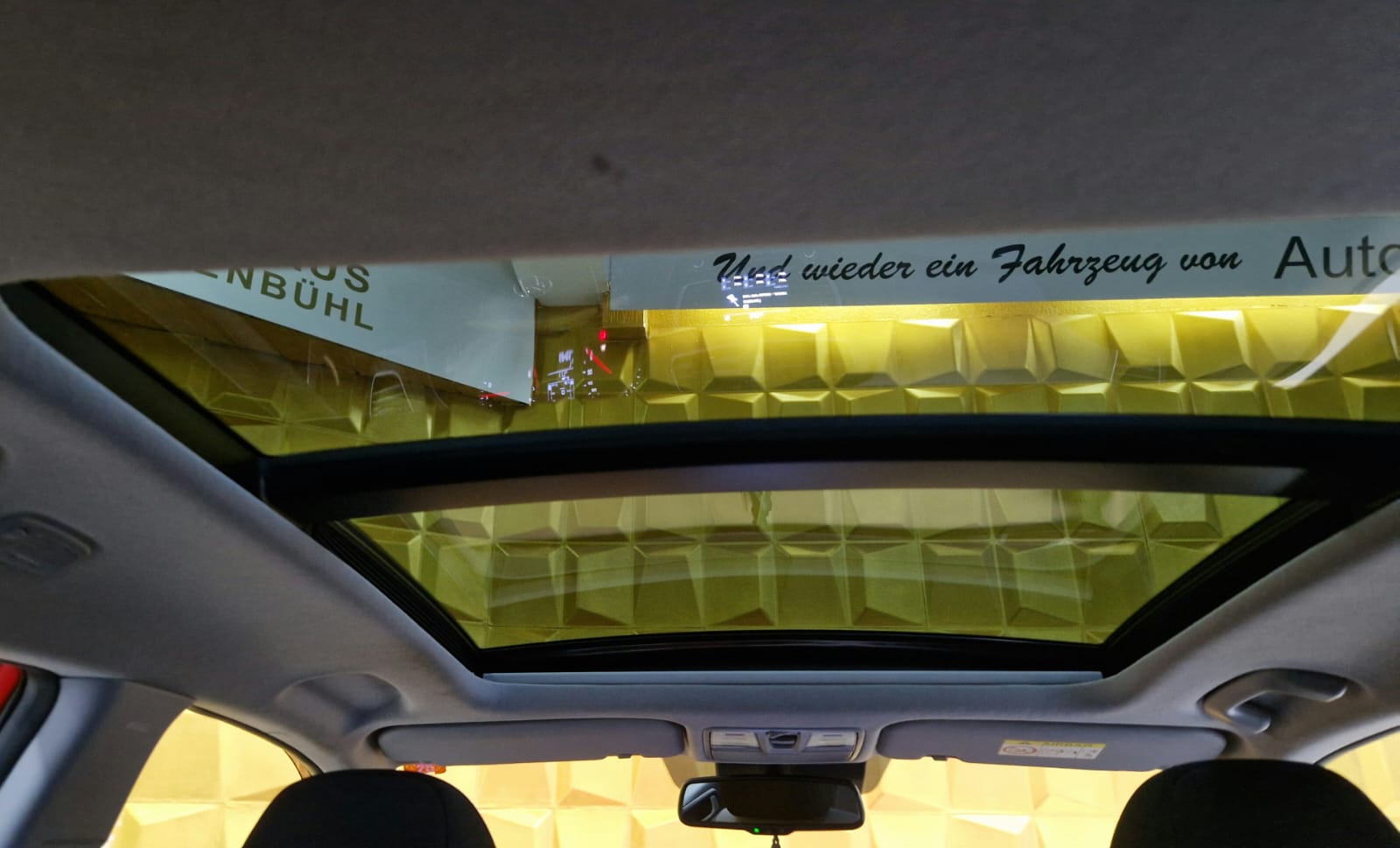 Daumennagel 15 - Hyundai i20 Trend /KLIMA/TEMPOMAT/PANO/EURO.6/