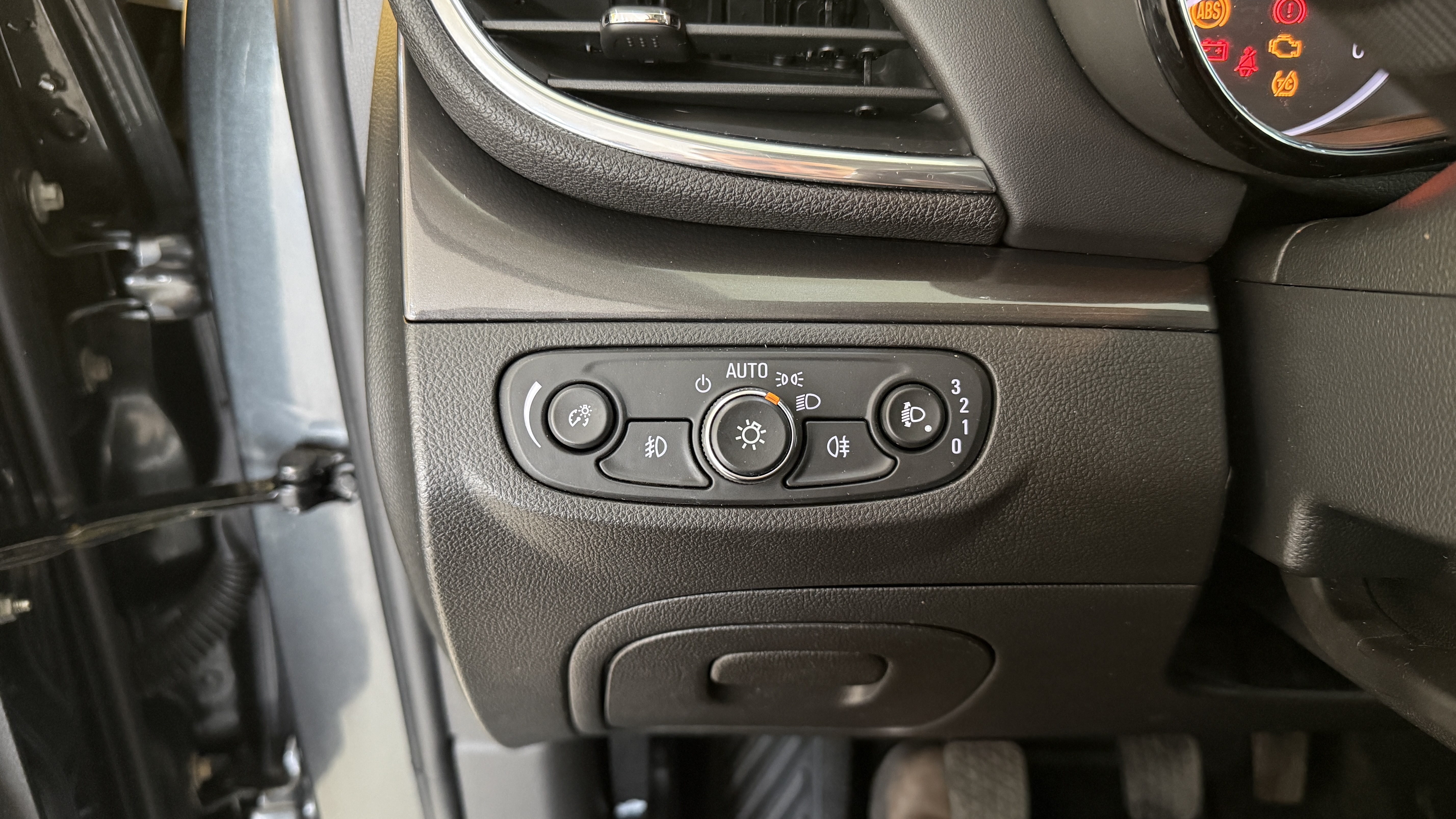 Daumennagel 16 - Opel Mokka X SHZ NAVI PDC TEMPOMAT LENKHZ LEDER SITZE