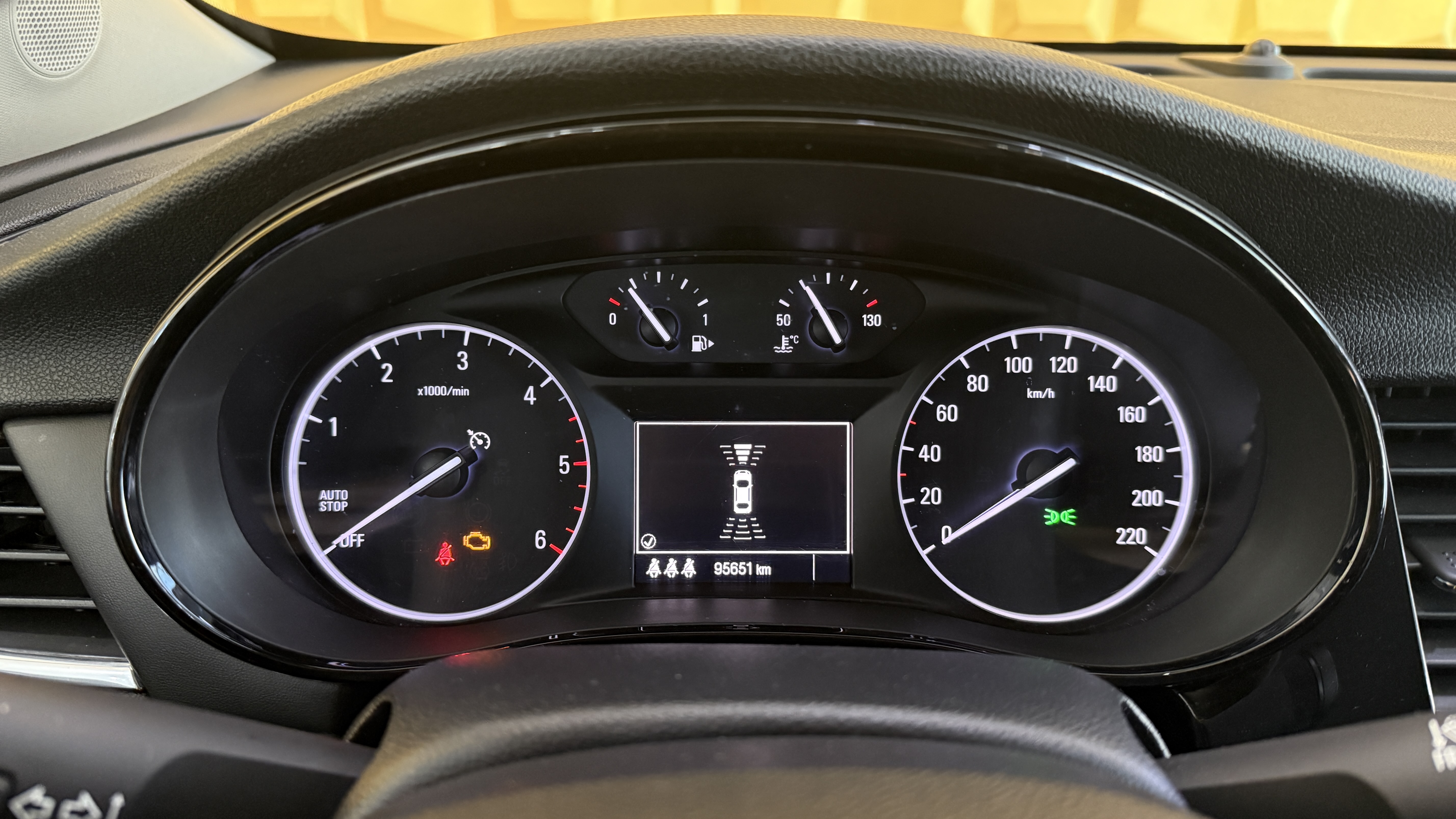 Daumennagel 26 - Opel Mokka X SHZ NAVI PDC TEMPOMAT LENKHZ LEDER SITZE