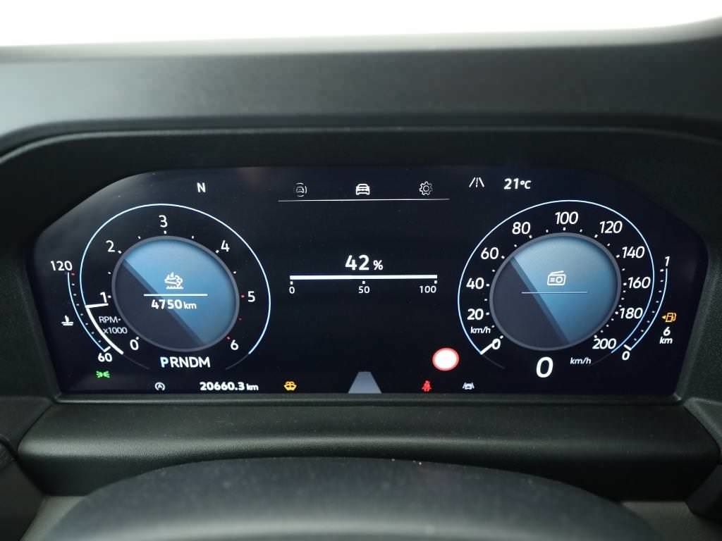 Daumennagel 5 - Volkswagen T7 Kasten LR 2.0 TDI LR KLIMA/TEMPOMAT/RFK/NAVI