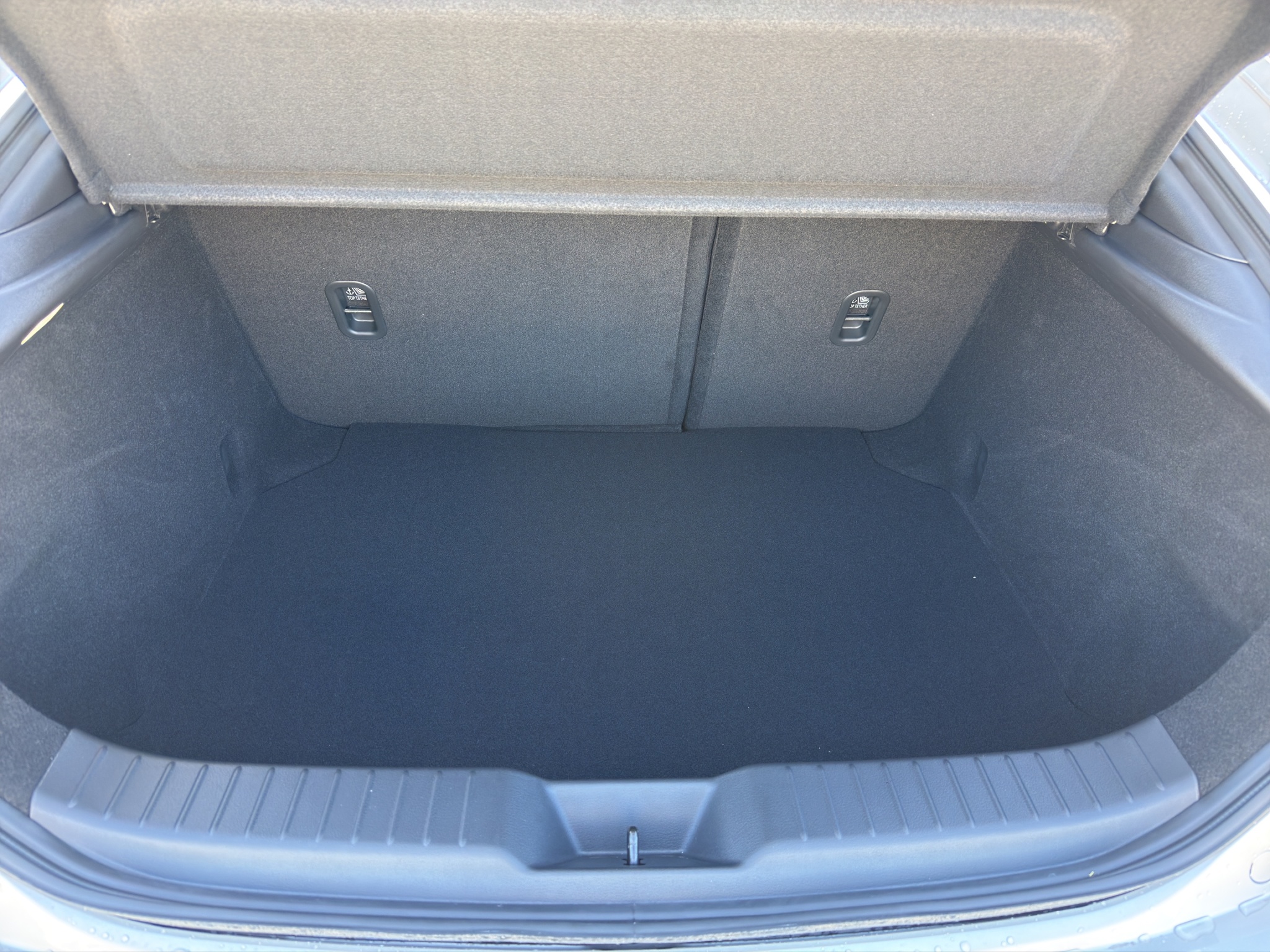 Mazda 3 2.5L G 140PS 6AG Homura - bilder 6