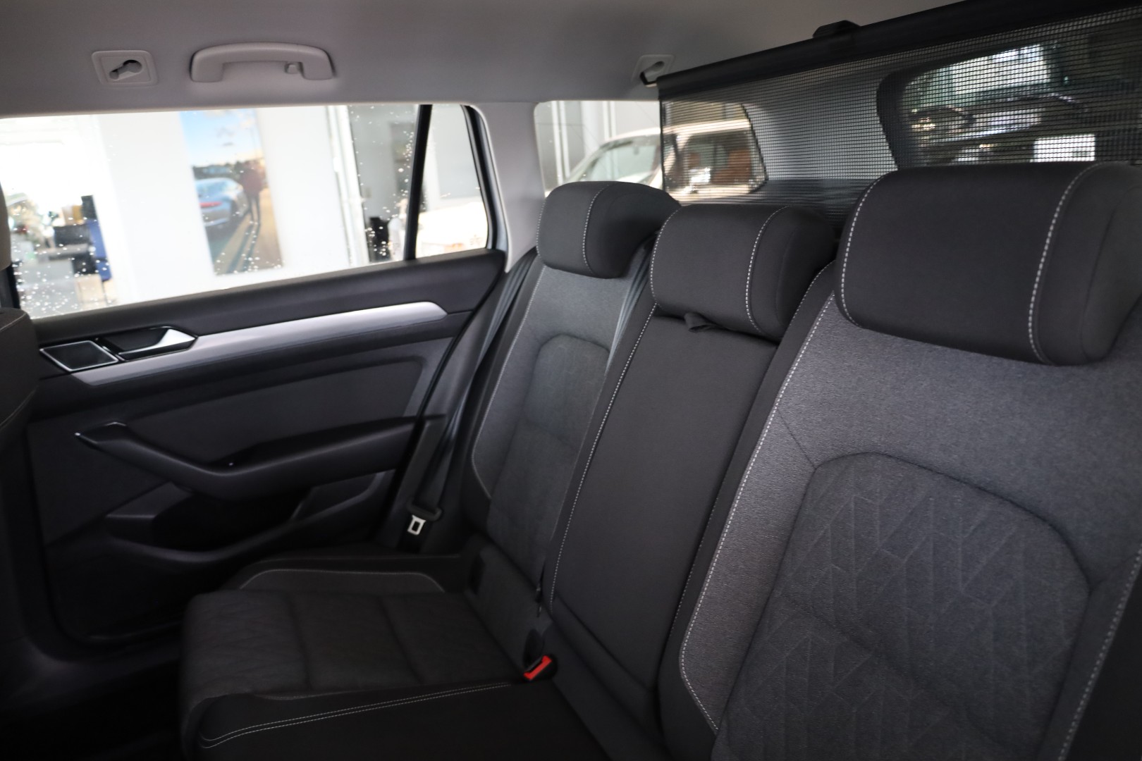 Daumennagel 37 - Volkswagen Passat Variant 1.5 TSI *AHK/CAR-PALY/KAMERA