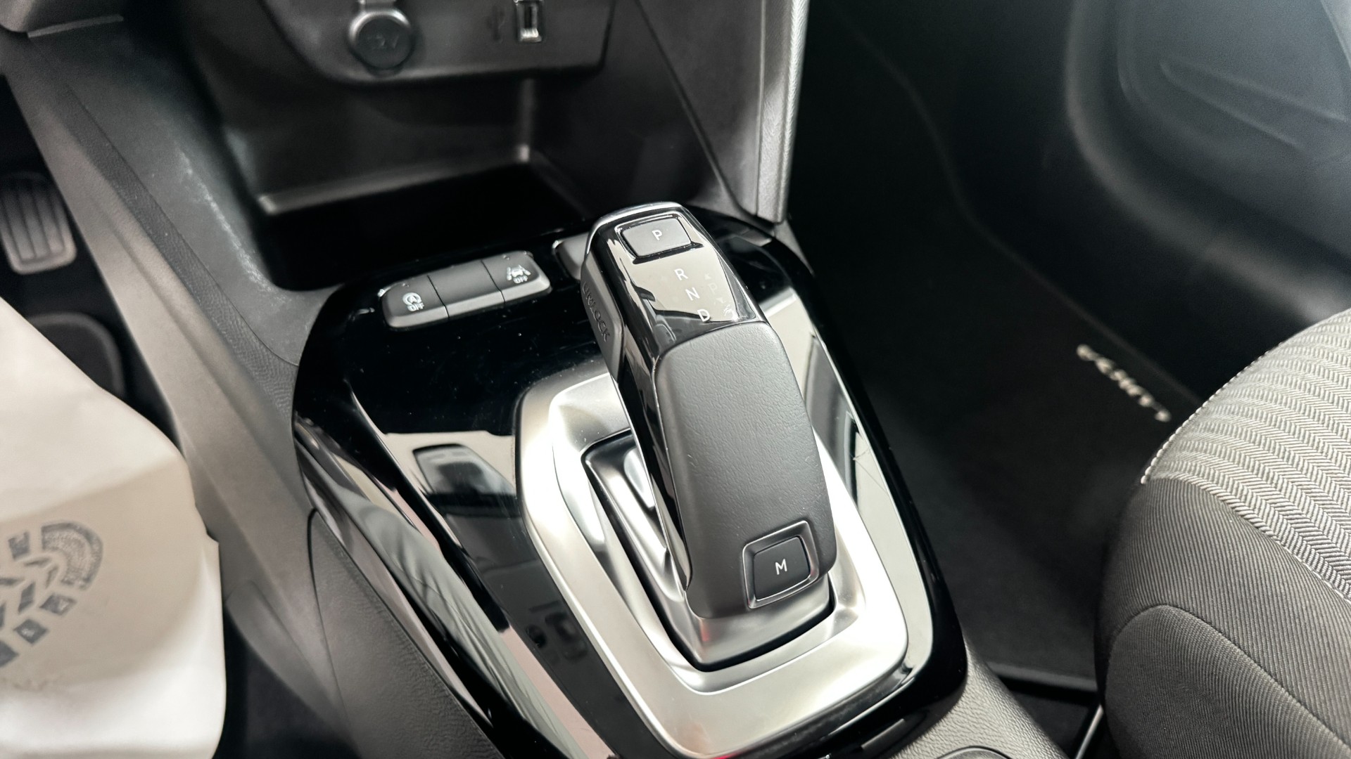 Daumennagel 14 - Opel Corsa AUTOMATIK Edition