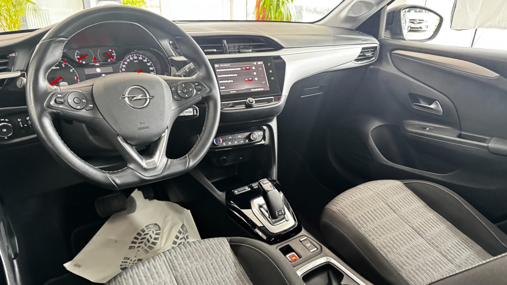 Daumennagel 25 - Opel Corsa AUTOMATIK Edition