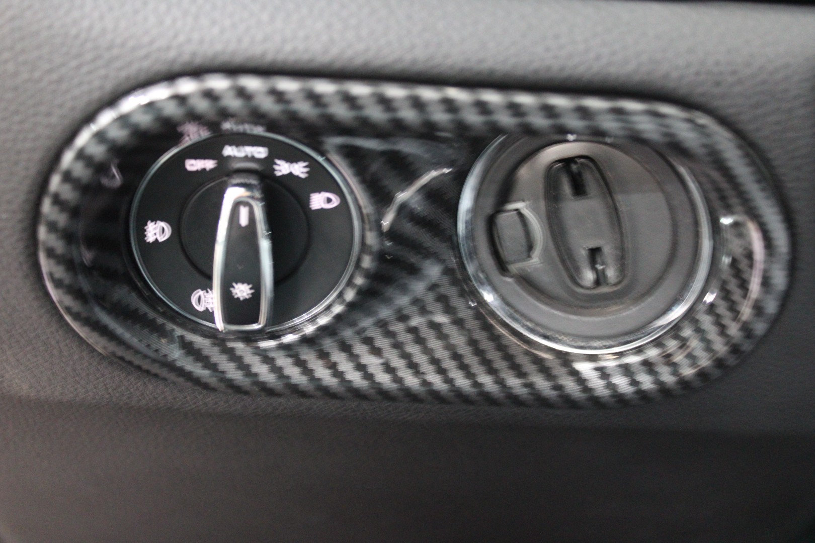 Daumennagel 20 - Porsche Macan S Diesel AHK*NAVI*Sport-Chrono-Paket