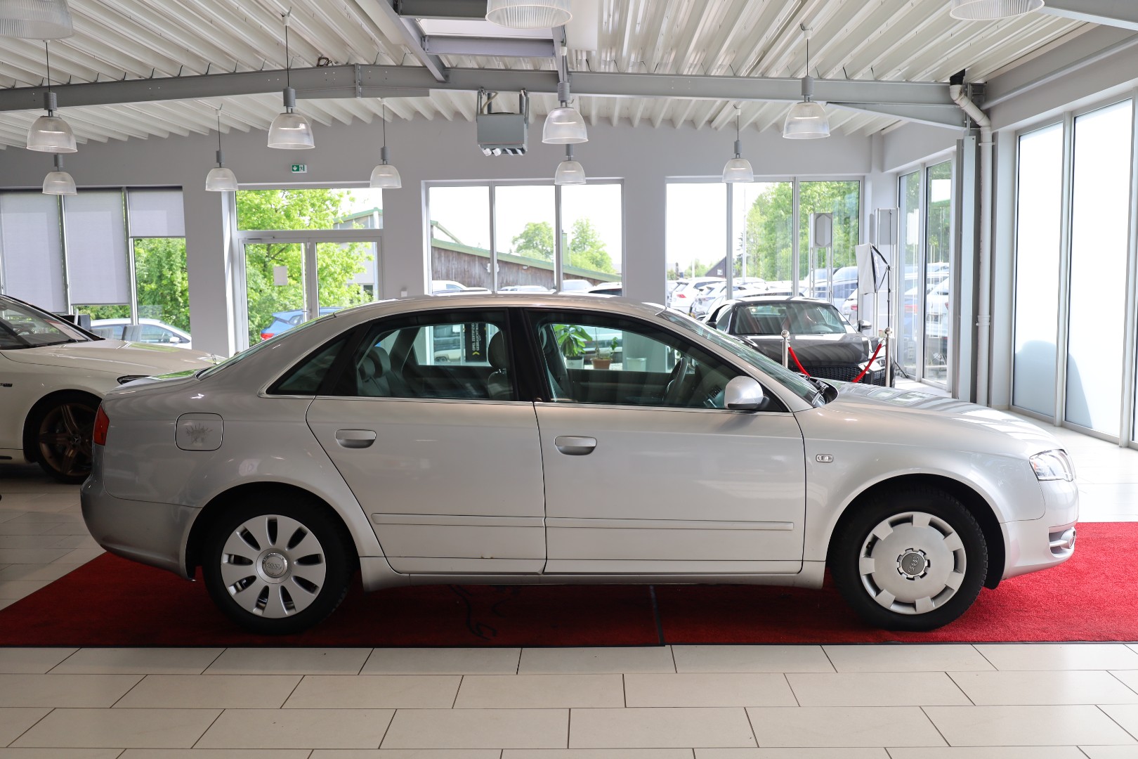 Thumbnail 7 - Audi A4 2.0 TÜV