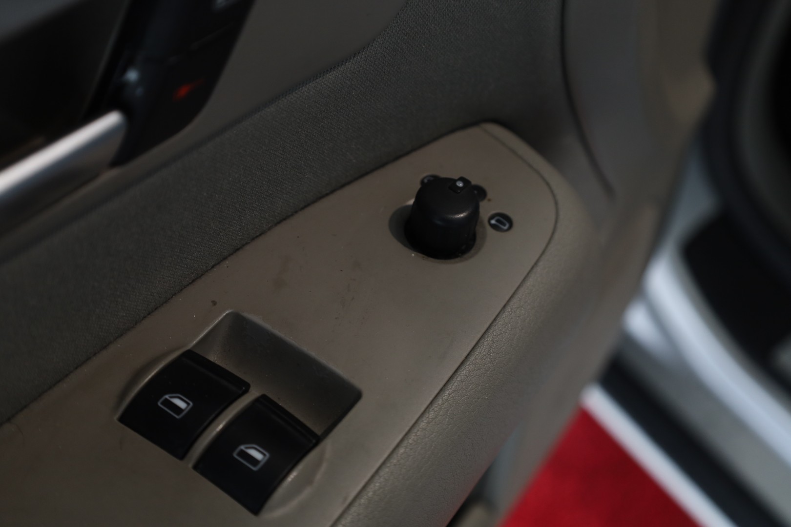 Thumbnail 11 - Audi A4 2.0 TÜV