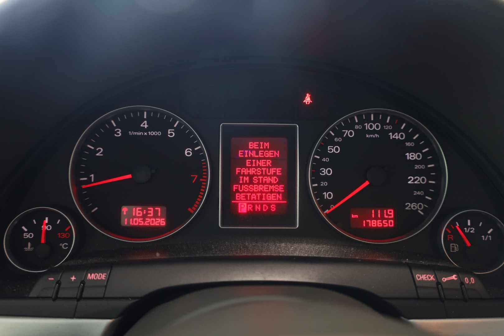 Thumbnail 17 - Audi A4 2.0 TÜV