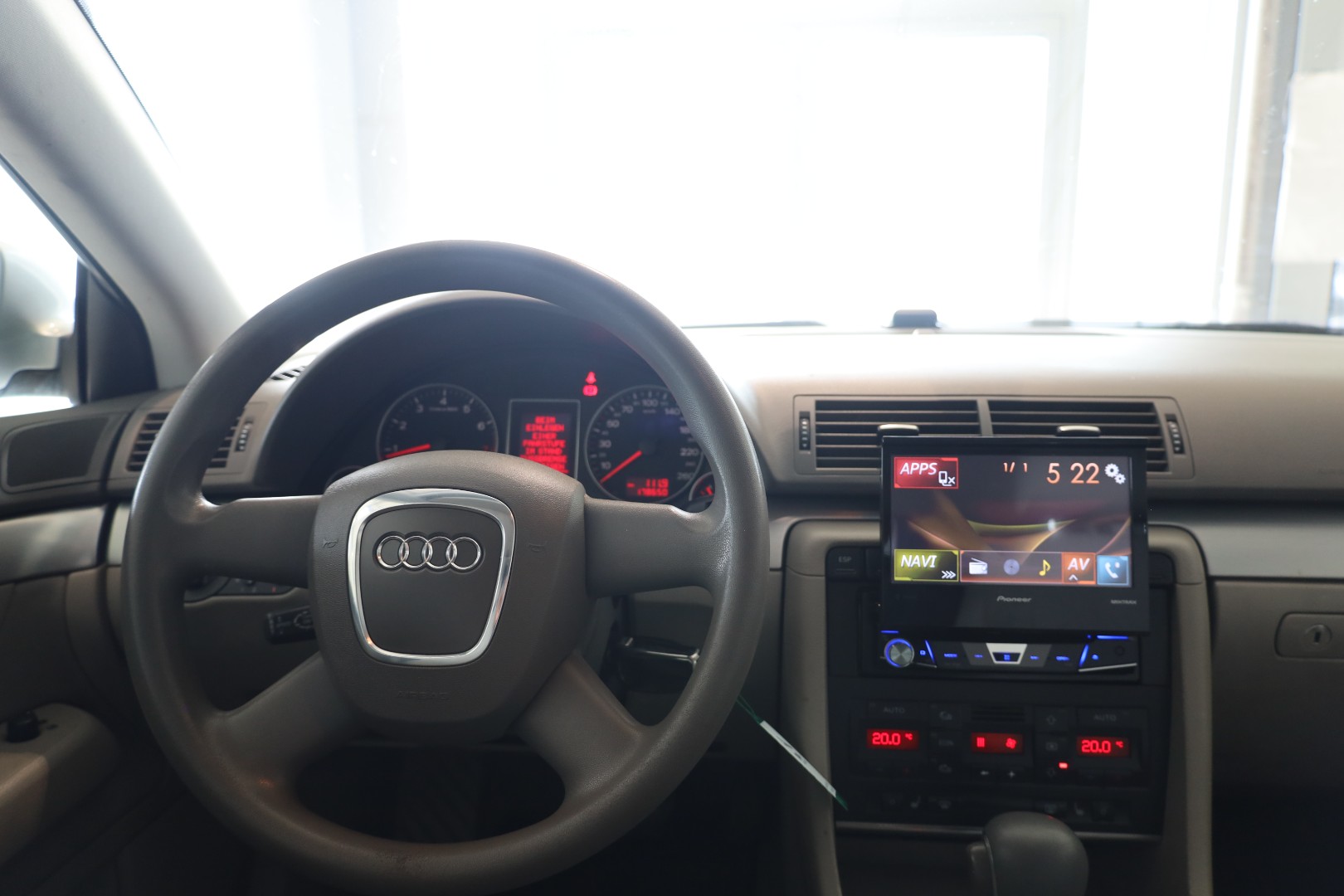 Thumbnail 14 - Audi A4 2.0 TÜV