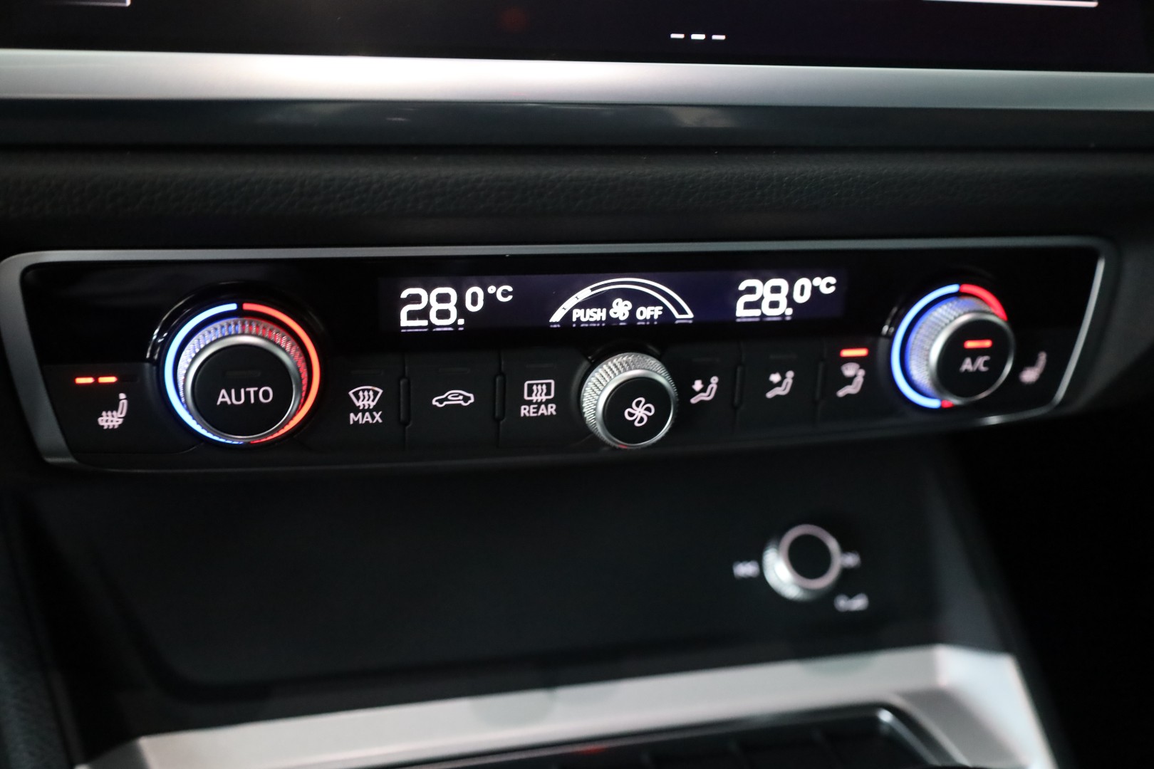 Thumbnail 23 - Audi Q3 35 TFSI advanced LED*Carplay*