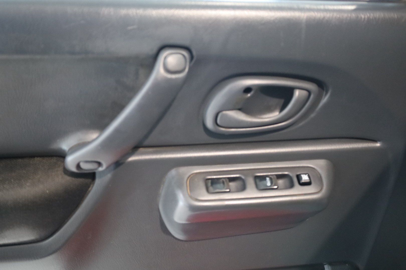 Daumennagel 12 - Suzuki Jimny Lim.