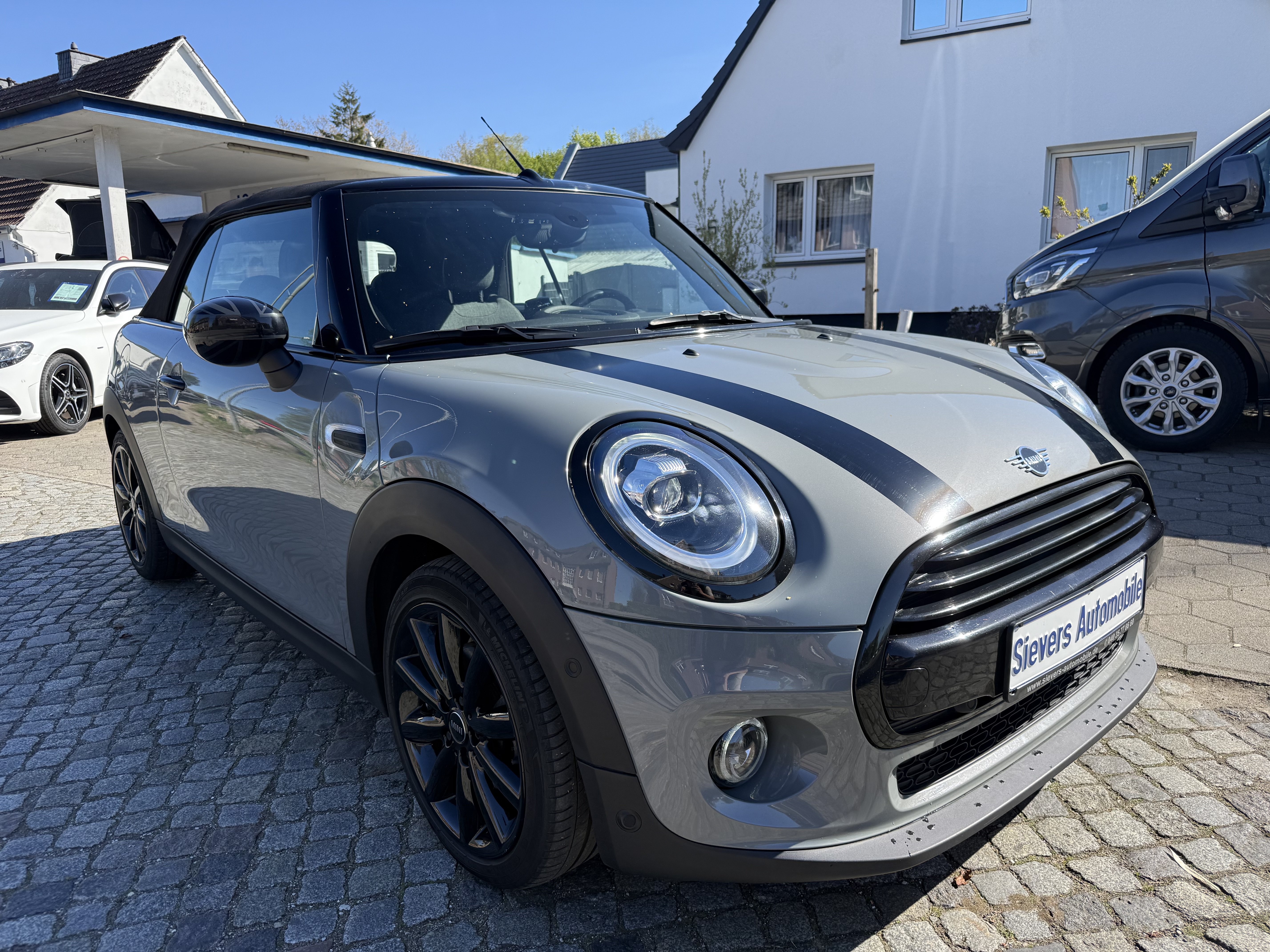 Daumennagel 24 - MINI Cooper Cabrio 1,5 Chili Automatik LED Navi PDC SHZ Klima