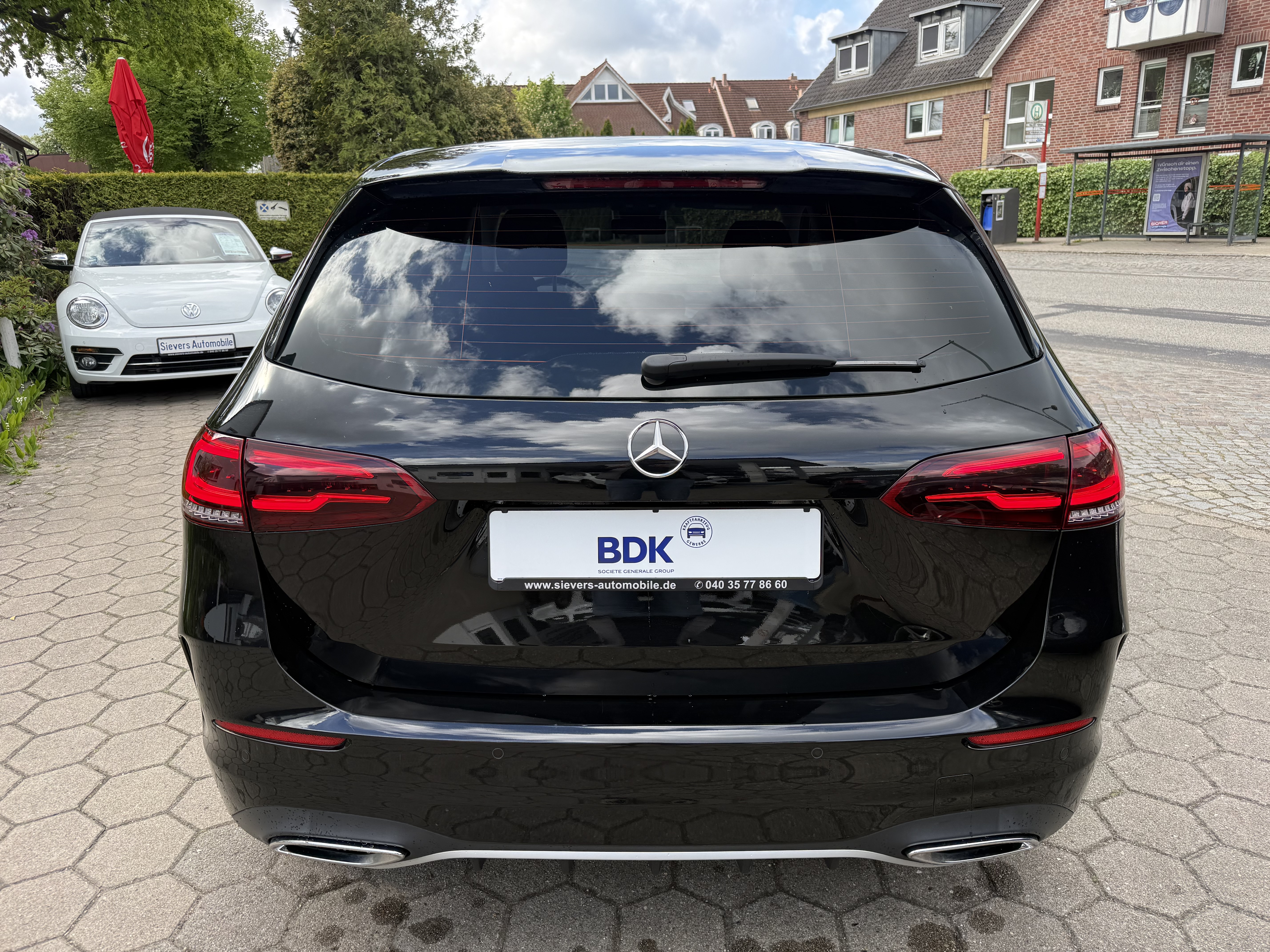 Daumennagel 6 - Mercedes-Benz B 250 4Matic AMG 7G-Tronic Leder LED Memory Kamera SHZ Navi Klima