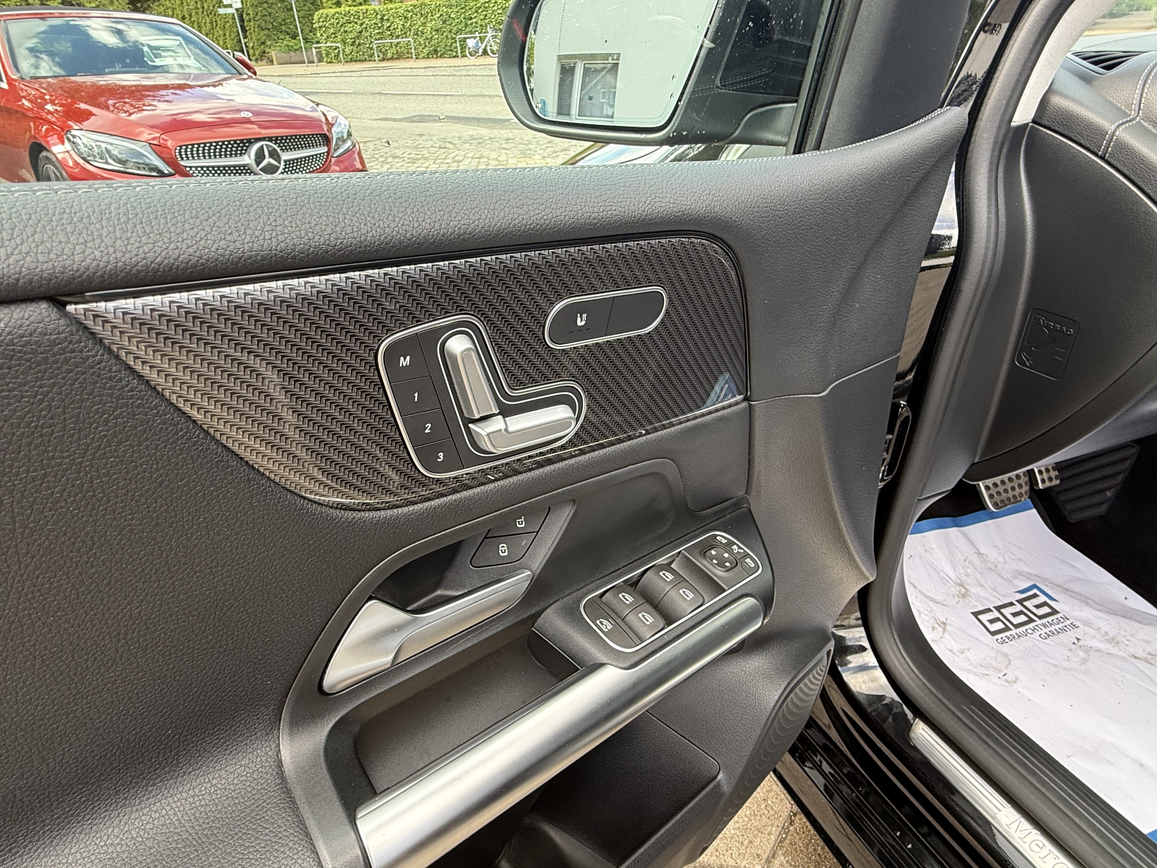 Daumennagel 12 - Mercedes-Benz B 250 4Matic AMG 7G-Tronic Leder LED Memory Kamera SHZ Navi Klima