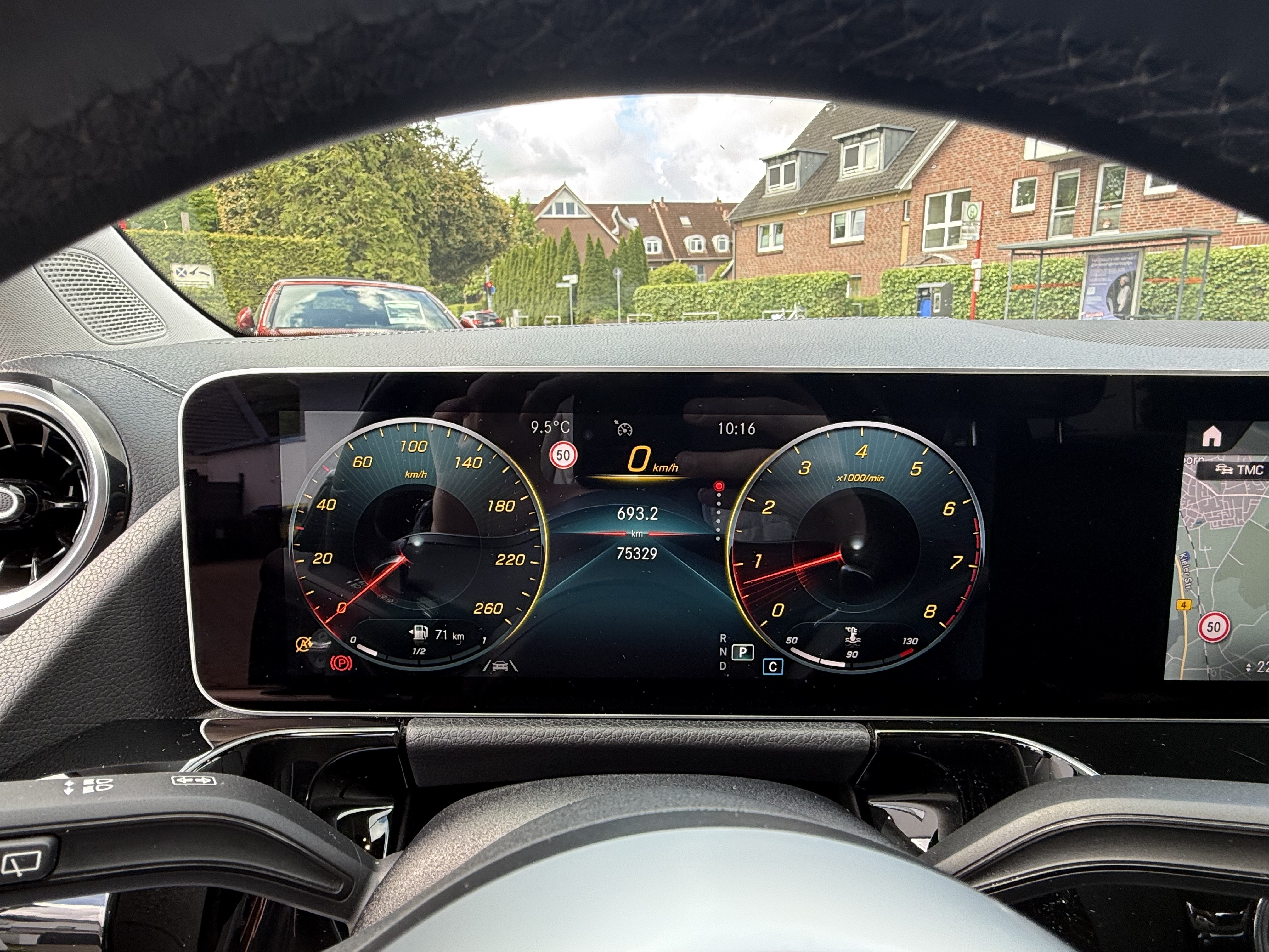 Daumennagel 13 - Mercedes-Benz B 250 4Matic AMG 7G-Tronic Leder LED Memory Kamera SHZ Navi Klima