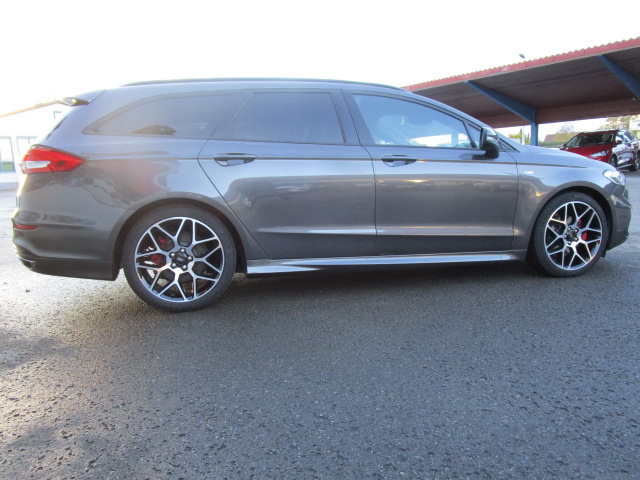Daumennagel 5 - Ford Mondeo Turnier ST-Line + Business-Paket 3 + AHK