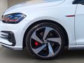 Daumennagel 14 - Volkswagen Golf 2.0 GTI DSG Pano DynAud LED ACC KAM DAB