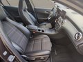 Daumennagel 27 - Mercedes-Benz GLA 200 DCT Navi Xenon PDC Sitzheiz KAM