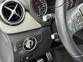 Daumennagel 15 - Mercedes-Benz B 180 Sportpaket Xenon Navi Parkassi PDC Sitzhzg