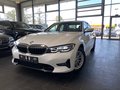 BMW 320d Sport Line/Glasdach/ DRIVING-PARKING ASSISTANT/Komfortzugang/Sportsitze - foto 1