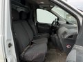 Daumennagel 7 - Citroën Jumpy HDi 120 27 L1H1 Kasten