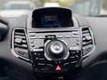 Daumennagel 15 - Ford Fiesta Titanium Automatik/PDC/Navi/Tempomat