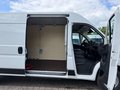 Daumennagel 10 - Peugeot E-Boxer Kasten ACC/110KwH/Spur/Kamera/Keyless/