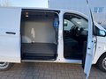 Daumennagel 9 - Mercedes-Benz Vito Kasten 114 CDI lang/Kamera/ACC/AHK/Navi