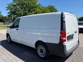 Daumennagel 3 - Mercedes-Benz Vito Kasten eVito 112 lang/Kamera/ACC/Navi/PDC