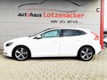 Daumennagel 3 - Volvo V40 Momentum 2.HAND|STHZ|BI-XEN|TEMP|KAM|8-FACH