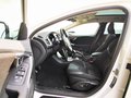 Daumennagel 9 - Volvo V40 Momentum 2.HAND|STHZ|BI-XEN|TEMP|KAM|8-FACH