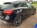 Daumennagel 2 - Mercedes-Benz GLA 180 Autom