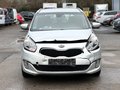 Daumennagel 2 - Kia Carens Edition 7 Frontschaden AHK Klima Tempo SHZ