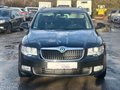 Daumennagel 2 - Skoda Superb Combi Elegance Bi-Xenon Navi Tempo Klimaaut.