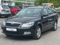 Daumennagel 1 - Skoda Octavia Combi Elegance 4x4 TÜV 12/27 Navi Multi SHZ Klimaaut.