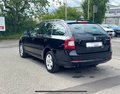 Daumennagel 10 - Skoda Octavia Combi Elegance 4x4 TÜV 12/27 Navi Multi SHZ Klimaaut.