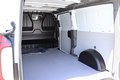 Daumennagel 12 - Volkswagen T7 Transporter Kasten LR 170 PS AUT AHK LED HOLZ