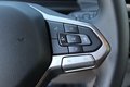 Daumennagel 27 - Volkswagen T7 Kombi 5-Sitzer Lang LED APP-CON KAM SHZ N1