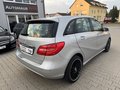 Daumennagel 11 - Mercedes-Benz B 180 NAVI/KLIMA/SHZ/8x BEREIFT