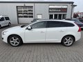 Daumennagel 12 - Volvo V60 2.0T Geartronic Powershift Momentum BI-XENON/SHZ/KLIMA/PDC/AHK/BLIS