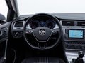 Daumennagel 10 - Volkswagen Golf VII 1.2TSI /PANO/NAVI/PDC/SHZ/TEMP/