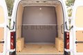 Daumennagel 8 - Renault Master 35-130 dCi Advance Mixto L3H2 + 7-Sitze