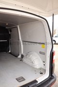 Daumennagel 11 - Volkswagen T5 TDI-DPF Kasten LR Klima 1-Schrank PDC 3-Sitze
